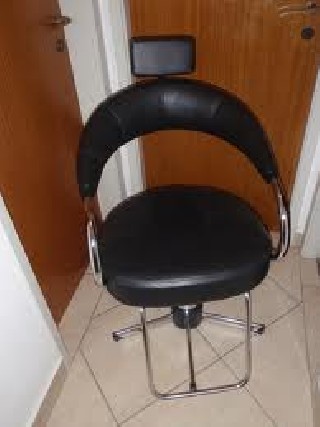 Foto 1 - Alugo cadeira de cabelereiro